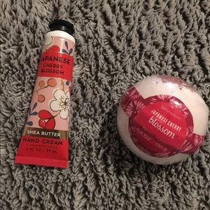 SOLD Bath and Body Works Bundle